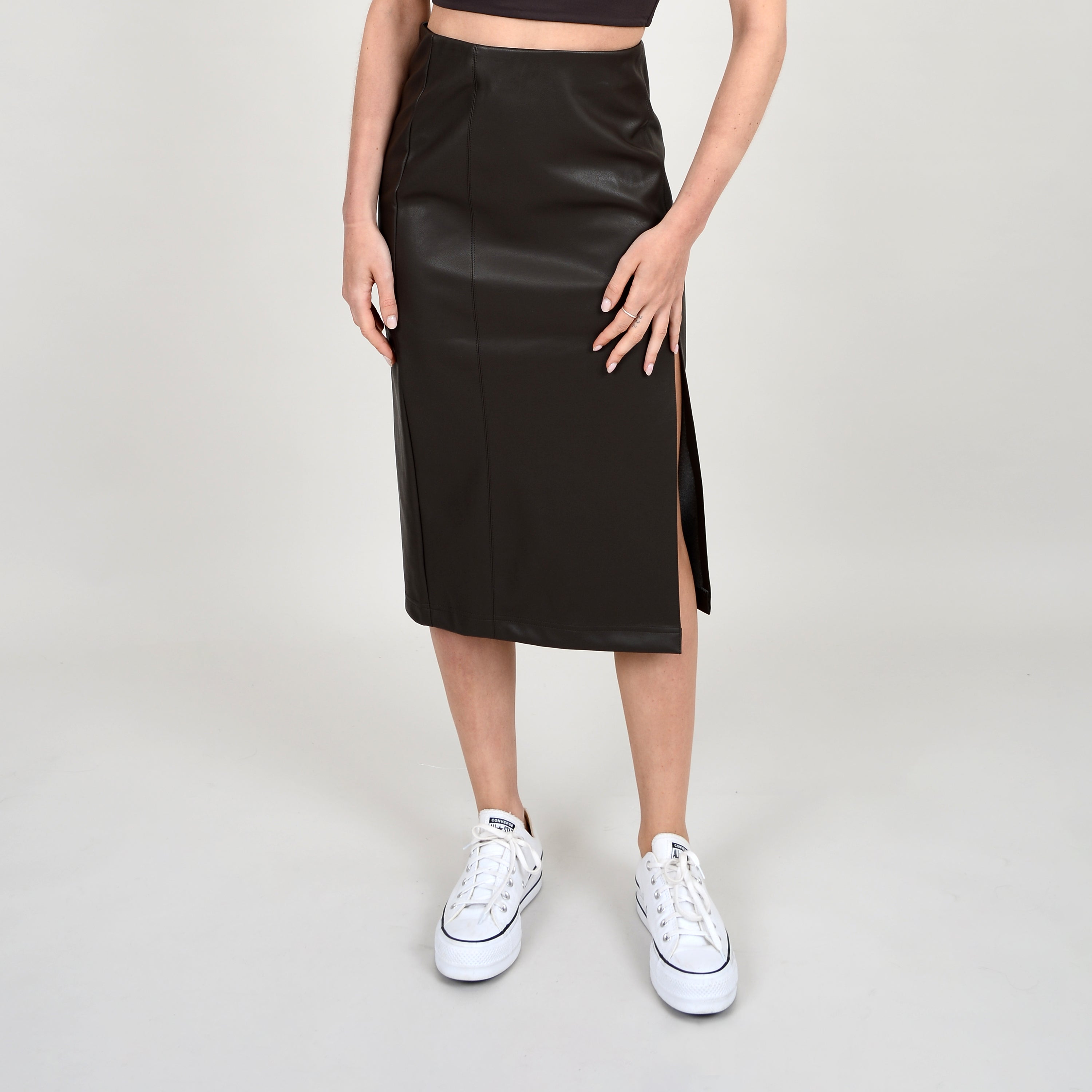 Tridane Fitted Front Slit Skirt / Black